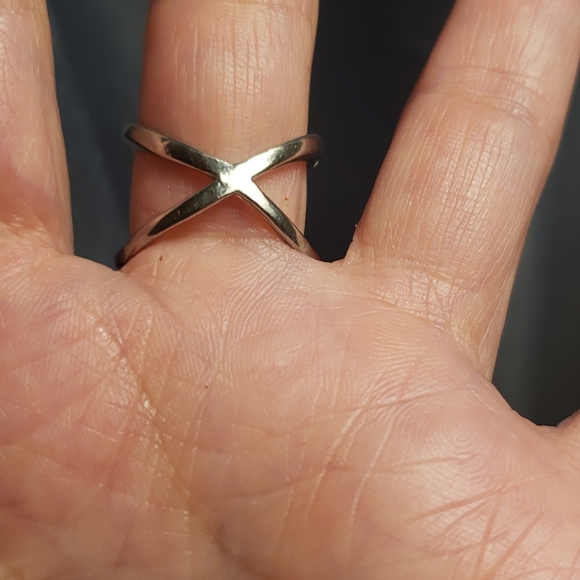 Rhodium plated and CZ ring - Picture 4 of 5